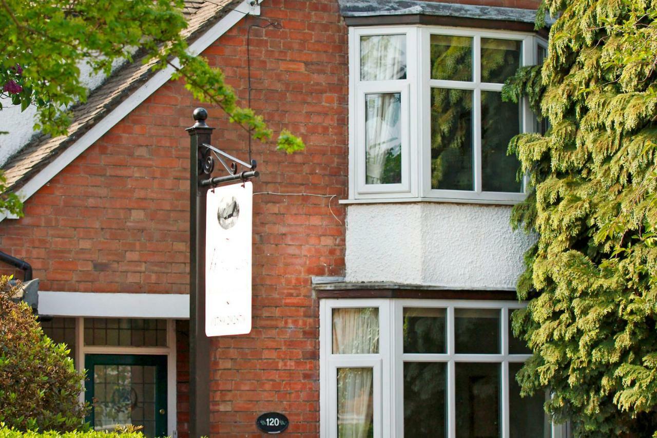 The Willows Stratford-upon-Avon Ngoại thất bức ảnh